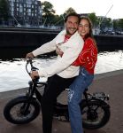 Amsterdam 31 augustus 2023
Lizzy v d Ligt en Yuki op een fatbike.