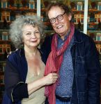 Scheveningen 26 september 2023
de familie Chabot , Bart Chabot Yolanda Chabot  Splinter Chabot  Maurits  Chabot Sebastiaan  Chabot en Storm Chabot bij presentatie boekenweek geschenk wat ze als familie hebben geschreven. Marlene Dumas en Vincent Mentzel
