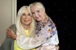Noordwijk 18 september 2023
Boekpresentatie Annette Wijdom bij Huis ter Duin . Prinses Margarita kreeg eerste exemplaar.
Mary Borsato kwam met haar kleindochter Jacky Omtzigt