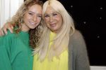 Noordwijk 18 september 2023
Boekpresentatie Annette Wijdom bij Huis ter Duin . Prinses Margarita kreeg eerste exemplaar.
Mary Borsato kwam met haar kleindochter Jacky Omtzigt