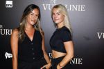 Amsterdam 11 september 2023
Premiere de Vuurlinie in Thuschinski Amsterdam .  Renee Bosveld met een vriendin