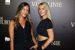 Amsterdam 11 september 2023
Premiere de Vuurlinie in Thuschinski Amsterdam .  Renee Bosveld met een vriendin
