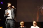 Barneveld 23 augustus 2023
Dorian Bindels en Soy Kroon gaan de mannelijke hoofdrollen spelen in 40-45 de Musical die door Studio 100 geproduceerd wordt . De vrouwelijke hoofdrollen worden vertolkt door Niniane Everaert en Gaia Aikman .De voorstelling gaat spelen in de midden Nederland hallen. Gert Verhulst is de bedenker. Renze Klamer presenteert het .