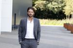 Barneveld 23 augustus 2023
Dorian Bindels en Soy Kroon gaan de mannelijke hoofdrollen spelen in 40-45 de Musical die door Studio 100 geproduceerd wordt . De vrouwelijke hoofdrollen worden vertolkt door Niniane Everaert en Gaia Aikman .De voorstelling gaat spelen in de midden Nederland hallen. Gert Verhulst is de bedenker. Renze Klamer presenteert het .