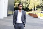 Barneveld 23 augustus 2023
Dorian Bindels en Soy Kroon gaan de mannelijke hoofdrollen spelen in 40-45 de Musical die door Studio 100 geproduceerd wordt . De vrouwelijke hoofdrollen worden vertolkt door Niniane Everaert en Gaia Aikman .De voorstelling gaat spelen in de midden Nederland hallen. Gert Verhulst is de bedenker. Renze Klamer presenteert het .