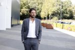 Barneveld 23 augustus 2023
Dorian Bindels en Soy Kroon gaan de mannelijke hoofdrollen spelen in 40-45 de Musical die door Studio 100 geproduceerd wordt . De vrouwelijke hoofdrollen worden vertolkt door Niniane Everaert en Gaia Aikman .De voorstelling gaat spelen in de midden Nederland hallen. Gert Verhulst is de bedenker. Renze Klamer presenteert het .