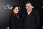 Amsterdam 11 september 2023
Premiere de Vuurlinie in Thuschinski Amsterdam .  Roel Heine met collega