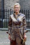 Den Haag 19 september 2023
Prinsjesdag 2023 . Aankomst van de ministers met partners en Staatsecretarissen met partners op het binnenhof. Sigrid Kaag met een kennis