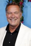 Rotterdam 27 september 2024
Premiere Mamma mia the party in  Schiecentrale. Albert Verlinde met een kennis