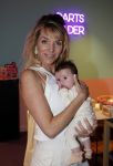 Amsterdam 11 september 2024
Fabulous Mama awards in All out in Amsterdam. Anne-mar Zwart kwam met haar baby