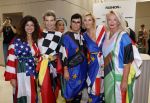 Amsterdam 3 september 2024
Opening van de Amsterdam Fashion Week AFW met een catwalk voor de Linda Foundation.
O.A. liepen mee , Worthy de Jong Winonah de Jong Dyantha Brooks Anouk Smulders Fockeline Ouwerkerk Dyanne Beekman Irene v d Laar Carolien Spoor Victoria Koblenko Zineb Fallouk Quinty Trustfull Tanja Jess Susan Visser IOris v Lunenberg Lauren Verster Marlijn Werdenburg Dani Bles Isa Hoes Anita Witzier Merel Westrik Hilmar Mulder Imanuelle Grives Vivian Slingerland (met dochter) en Hadewich Minis. Noa Vahle was aanwezig namens de Linda Foundation.