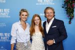 Rotterdam 27 september 2024
Premiere Mamma mia the party in  Schiecentrale. Bastiaan ragas en Tooske Ragas met hun dochter