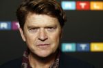 Schiphol 31 september 2024
Winterpresentatie RTL / Videoland in een tent achter Hotel v d Valk bij Schiphol . Beau v Erven Dorens