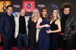 Den Bosch 28 september 2024
Premiere Rokjesdag in de Brabant hallen met in de cast oa Abbey Hoes, Leo Alkemade, Brigitte Heitzer, Lykele Muus, Bertrie Wierenga en Kiefer Zwart.Daarnaast zijn er onder meer rollen weggelegd voor Sinan Eroglu, Peter Bolhuis, Tineke Schouten, Patrick Martens en Maaike Martens. Bertrie Wieringa met familie en partner Dorian Bindels