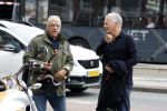 Amsterdam 16 september 2024
Oscar Hammerstein en Bram Moszkowicz na een lunch in Amsterdam zuid . Oscar is op zijn BMW Motor