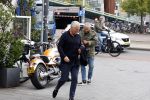 Amsterdam 16 september 2024
Oscar Hammerstein en Bram Moszkowicz na een lunch in Amsterdam zuid . Oscar is op zijn BMW Motor