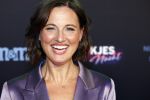 Den Bosch 28 september 2024
Premiere Rokjesdag in de Brabant hallen met in de cast oa Abbey Hoes, Leo Alkemade, Brigitte Heitzer, Lykele Muus, Bertrie Wierenga en Kiefer Zwart.Daarnaast zijn er onder meer rollen weggelegd voor Sinan Eroglu, Peter Bolhuis, Tineke Schouten, Patrick Martens en Maaike Martens.