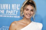 Rotterdam 27 september 2024
Premiere Mamma mia the party in  Schiecentrale. Denise Speelman met een vriendin