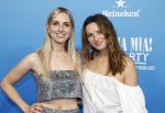 Rotterdam 27 september 2024
Premiere Mamma mia the party in  Schiecentrale. Eline de Ruig met een vriendin