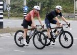 Blaricum 4 september 2024
Fietstocht met allemaal specialized S Works fietsen vanaf Blushing Blaricum van Gordon .
Oa doen mee , Winston Gerschtanowitz Louis Talpe Mark Tuitert Laurens ten Dam Roxane Knetemann Thomas v d Vlucht Johan Museeuw Thomas Dekker Ireen Wust Erben Wennemars  Joy Beune en haar partner Kjeld Nuis .
