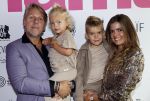 Amsterdam 11 september 2024
Fabulous Mama awards in All out in Amsterdam. Jan Dulles en zijn vrouw Caroline Mol en hun kinderen