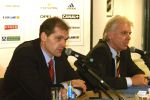 Rotterdam, 20 december 1998
Persconferentie na de wedstrijd Feyenoord-AJAX,eindstand 1-1
Jan wouters en Leo Beenhakker

FOTO PETER SMULDERS BV