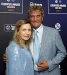 Utrecht 2 september 2024
Voetballer van het jaar verkiezing  van ESPN in de Fabrique in Utrecht. Jean Marie Pfaff kwam met zijn vrouw Carmen Pfaff