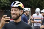 Blaricum 4 september 2024
Fietstocht met allemaal specialized S Works fietsen vanaf Blushing Blaricum van Gordon .
Oa doen mee , Winston Gerschtanowitz Louis Talpe Mark Tuitert Laurens ten Dam Roxane Knetemann Thomas v d Vlucht Johan Museeuw Thomas Dekker Ireen Wust Erben Wennemars  Joy Beune en haar partner Kjeld Nuis .