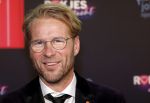 Den Bosch 28 september 2024
Premiere Rokjesdag in de Brabant hallen met in de cast oa Abbey Hoes, Leo Alkemade, Brigitte Heitzer, Lykele Muus, Bertrie Wierenga en Kiefer Zwart.Daarnaast zijn er onder meer rollen weggelegd voor Sinan Eroglu, Peter Bolhuis, Tineke Schouten, Patrick Martens en Maaike Martens.