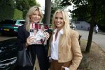 Laren 5 september 2024
Presentatie nieuwe Talkies met op de cover Leontine Ruiters  en Lonneke Nooteboom bij de Singer in Laren .