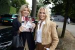 Laren 5 september 2024
Presentatie nieuwe Talkies met op de cover Leontine Ruiters  en Lonneke Nooteboom bij de Singer in Laren .