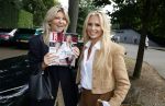Laren 5 september 2024
Presentatie nieuwe Talkies met op de cover Leontine Ruiters  en Lonneke Nooteboom bij de Singer in Laren .