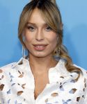 Rotterdam 27 september 2024
Premiere Mamma mia the party in  Schiecentrale. Loiza Lamers