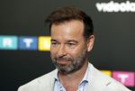 Schiphol 31 september 2024
Winterpresentatie RTL / Videoland in een tent achter Hotel v d Valk bij Schiphol . Peter v d Vorst
