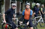 Blaricum 4 september 2024
Fietstocht met allemaal specialized S Works fietsen vanaf Blushing Blaricum van Gordon .
Oa doen mee , Winston Gerschtanowitz Louis Talpe Mark Tuitert Laurens ten Dam Roxane Knetemann Thomas v d Vlucht Johan Museeuw Thomas Dekker Ireen Wust Erben Wennemars  Joy Beune en haar partner Kjeld Nuis .
Roxane Knetemann en Thom v Dulmen