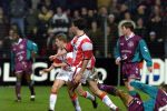 Eindhoven, PSV-WILLEM II,eindstand 1-0
Ruud v Nistelrooij tussen enkele Willem II-ers op de achetrgronf Robert Fuchs.


Foto: Peter Smulders b.v.