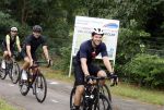 Blaricum 4 september 2024
Fietstocht met allemaal specialized S Works fietsen vanaf Blushing Blaricum van Gordon .
Oa doen mee , Winston Gerschtanowitz Louis Talpe Mark Tuitert Laurens ten Dam Roxane Knetemann Thomas v d Vlucht Johan Museeuw Thomas Dekker Ireen Wust Erben Wennemars  Joy Beune en haar partner Kjeld Nuis .