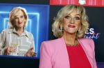 Den Bosch 28 september 2024
Premiere Rokjesdag in de Brabant hallen met in de cast oa Abbey Hoes, Leo Alkemade, Brigitte Heitzer, Lykele Muus, Bertrie Wierenga en Kiefer Zwart.Daarnaast zijn er onder meer rollen weggelegd voor Sinan Eroglu, Peter Bolhuis, Tineke Schouten, Patrick Martens en Maaike Martens.