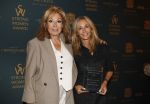 Amsterdam 9september 2024
Strong women award ik hotel The Grand .
Wendy v Dijk krijgt de award.,