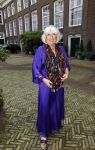 Amsterdam 9september 2024
Strong women award in hotel The Grand .  Willeke Alberti draagt en jurk van dochter Danielle van t Schip en een sjawl van Eric Beekes