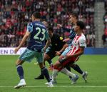 Eindhoven, 21 September 2025
PSV-AJAX, Eindstand 2-2
Kompetitie seizoen 2025-2026
Anass Salah-Eddine met Steven Berghuis
