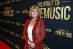 Amsterdam 12 september 2025
Uitreiking Cinemusic Rembrandt Oeuvre Award - tijdens The Night Of Cinemusic in het Concertgebouw. Jeroen Krabbe krijgt Ouvre prijs uit handen van Rene Mioch . Astrid Engels