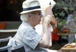 Amsterdam 1 juli 2025
Eddy Habbema met zijn vrouw op terras.