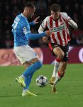 Eindhoven, 21 Oktober 2025
CL Wedstrijd PSV-Napolie, eindstand 6-2
Guus Til met Sam Beukema
