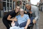 Enkhuizen 30 augustus 2025
Irene Schouten opent met haar compagnon Susan Bakker de tweede RFRMR  .RFRMR is een pilates studio . Irene Schouten met haar moeder en vader