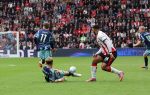Eindhoven, 21 September 2025
PSV-AJAX, Eindstand 2-2
Kompetitie seizoen 2025-2026
Ismael Saibari met Oliver Edvardsen