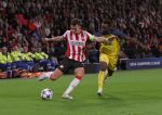 Eindhoven, 16 September 2025
CL wedstrijd PSV-Union Saint-Gilloise, eindsatnd 1-3
Ivan Perisic in duel met Ousseynou Niang