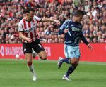 Eindhoven, 21 September 2025
PSV-AJAX, Eindstand 2-2
Kompetitie seizoen 2025-2026
Ivan Perisic met Lucas Rosa