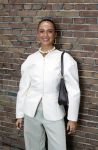 Amsterdam 18 september 2025
Prinses Eloise organiseert samen met Attire Amsterdam en My Lima Lima een modeshow . Haar ouders, Prins Constantijn en moeder Prinses Laurentien zijn natuurlijk aanwezig . Jada Borsato