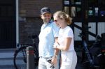 Baarn 11 augustus 2025
Jamie Kames met haar nieuwe vriend Jeffrey Erens (Vieze Jack ) bij eethuys Generaal in Baarn .